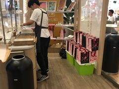 -奈雪的茶(市百一店)