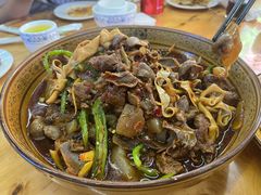-一品红烧鸭特色川菜(三岔湖店)