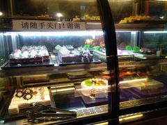 -海吃海喝海鲜烤肉餐厅