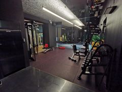 -TOP健身私教工作室(侨香店)
