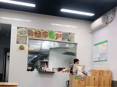 大堂-盛燕泥丁粥