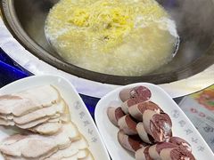 -桦春鹤岗小串·东北铁锅炖(左家庄店)