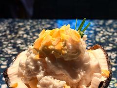 手作生打椰皇冰-喜茶(深圳万象城黑金店)
