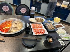 特色鸳鸯锅-锅说大脸毛肚重庆老火锅(佐阾店)