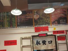 -柳州肥姨妈大骨螺蛳粉(万达中心店)
