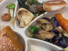 -素满香·全民食养自助(长宁龙之梦店)