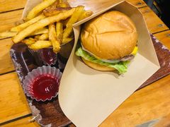 -BURGER BRO'S