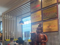 -黄记煌三汁焖锅(金凤万达广场店)