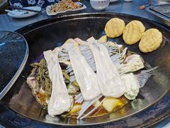 -屯老二农家铁锅炖·行业领军者(梅江店)