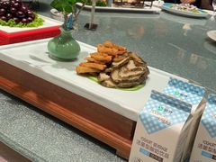 -万宝路大酒店