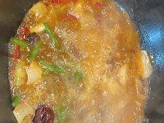 -哈尔滨烧烤·山河村铁锅炖(交大店)