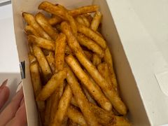 -BHC炸鸡(明洞总店)