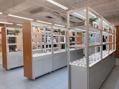 -无奔眼镜·蔡司·依视路授权店(马家堡店)