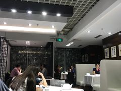 大堂-山泉公馆酒家(广州东站店)