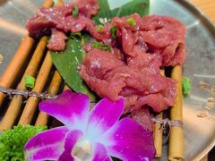 -青瓦餐厅·生鱼片·韩园烤肉(西塔店)