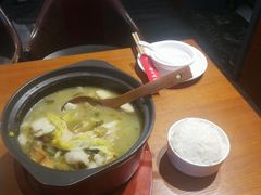 -周鱼小馆石锅酸菜鱼(活力汇店)