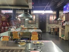 -马路牙子地桌烤肉(工体店)