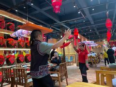 大堂-老滇山寨•云南特色菜•地方菜•民族风情歌舞表演(金碧店)