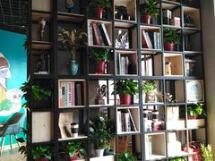 -ZING COFFEE 镜咖啡