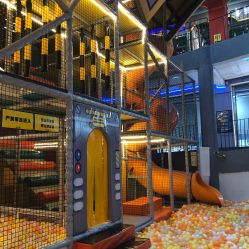 -嗨翻Hi-Fun竞技主题乐园·蹦床团建生日聚会(五棵松华熙店)