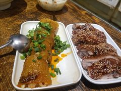-爆炸头阿姨小四川正宗川味小吃(无任何分店)