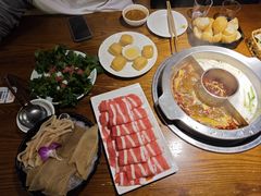 -佬土鹅肠火锅(解放路店)