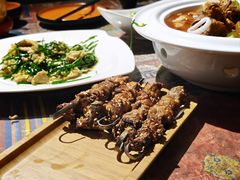 -乡村馕坑肉·烧烤·新疆菜·本地人更爱吃(阿勒泰首店)