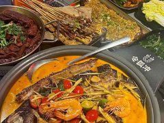 -令狐冲·炭烤活鱼(宝龙店)