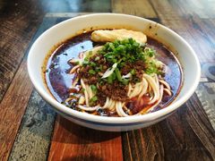 招牌传统麻辣面-聚合鑫东北熏酱熟食麻辣面(长阳店)