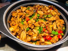 青椒紫苏味-蛙小侠·沸腾砂锅(南山欢乐颂店)