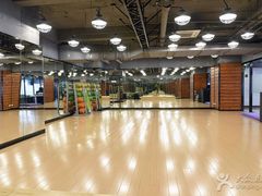 -威克健身游泳(万菱汇店)