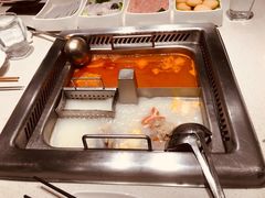 -海底捞火锅鲜切牛肉主题店(长寿路店)