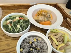 -雪梅月子中心(华侨城店)