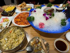 -青瓦餐厅·生鱼片·韩园烤肉(西塔店)