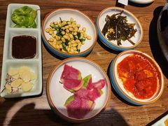 -明洞阿姨·韩式酱蟹烤肉·创意料理(三元桥店)