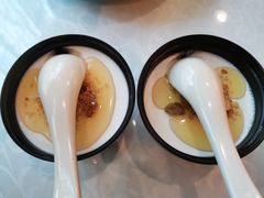-汗腾格里·风味餐厅(新疆驻京办店)