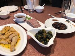 特色葱油鸡-东方明珠老上海8号餐厅(东方明珠广播电视塔店)