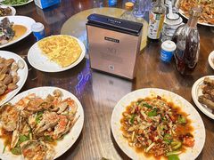 -三亚火车头万人海鲜广场