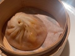 红虾小笼包-嘉麟楼
