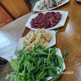 【乐山非遗‼️吃到扶墙🔥跷脚牛肉原地封神】