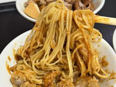 -松树干拌面店