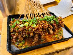 泼辣猪小串-木屋烧烤(坂田天安云谷店)