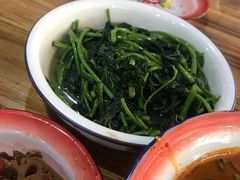 -老三样·美食研究中心(世贸路店)