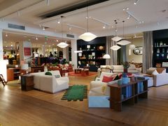 -乐蓬马歇百货公司(Rive Gauche)