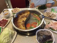 -朱氏胖子烂火锅(洪崖洞店)