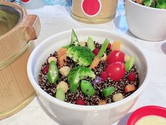 -水桶王国主题餐厅·聚会·生日派对·亲子活动·家庭套餐(亚龙湾希尔顿店)