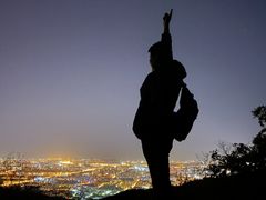 -鬼笑石后山停车场