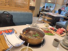 -菌子鲜汤野生菌锅