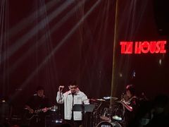 -TZ House音乐现场(来福士中心店)