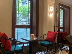 -东湖宾馆金玫瑰酒吧